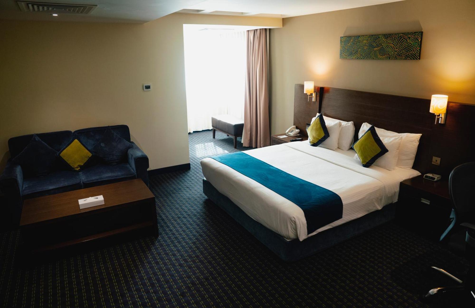 Best Western Premier Маскат Екстериор снимка